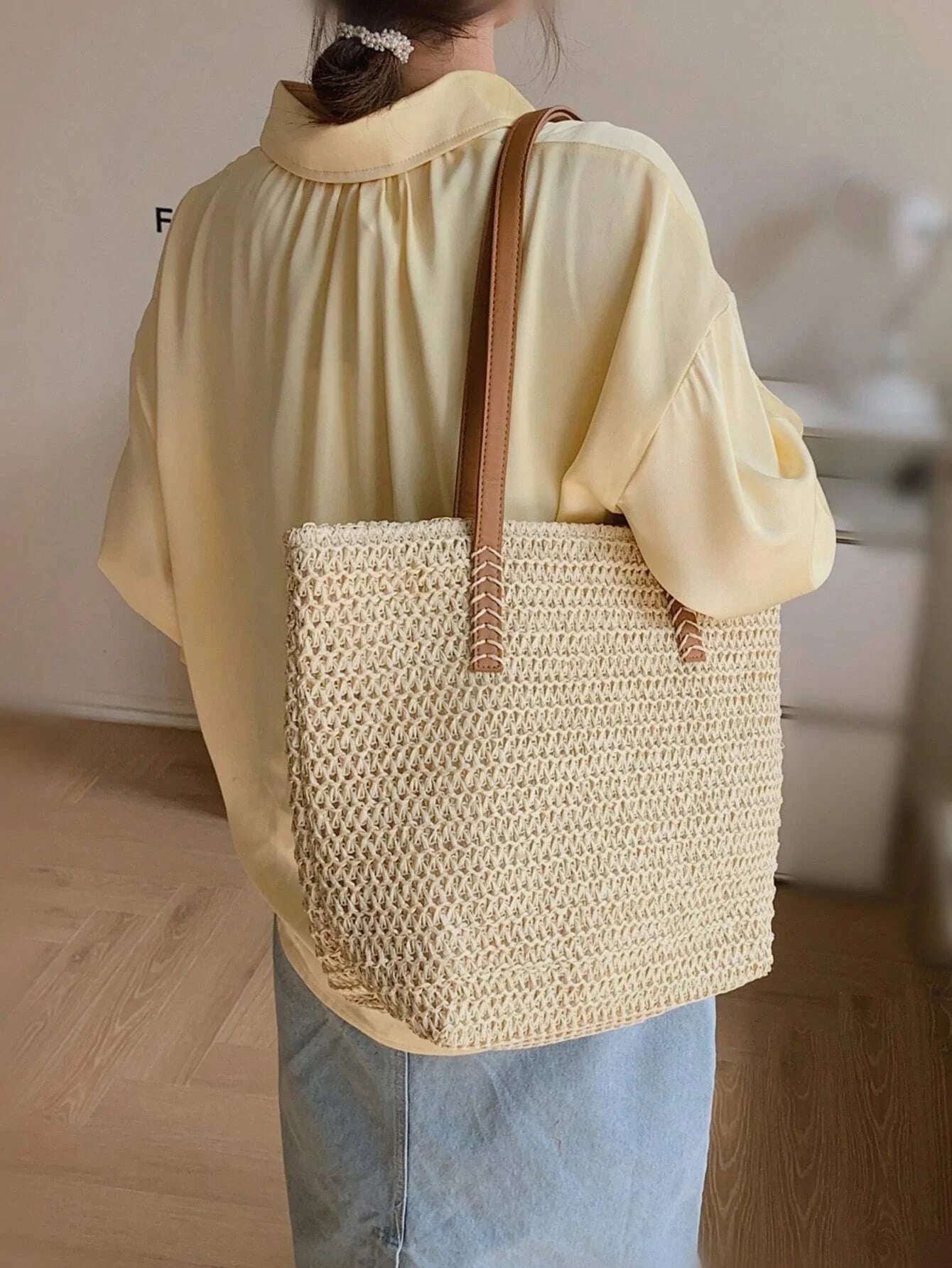 Lightweight Large Straw Bag For Vacation